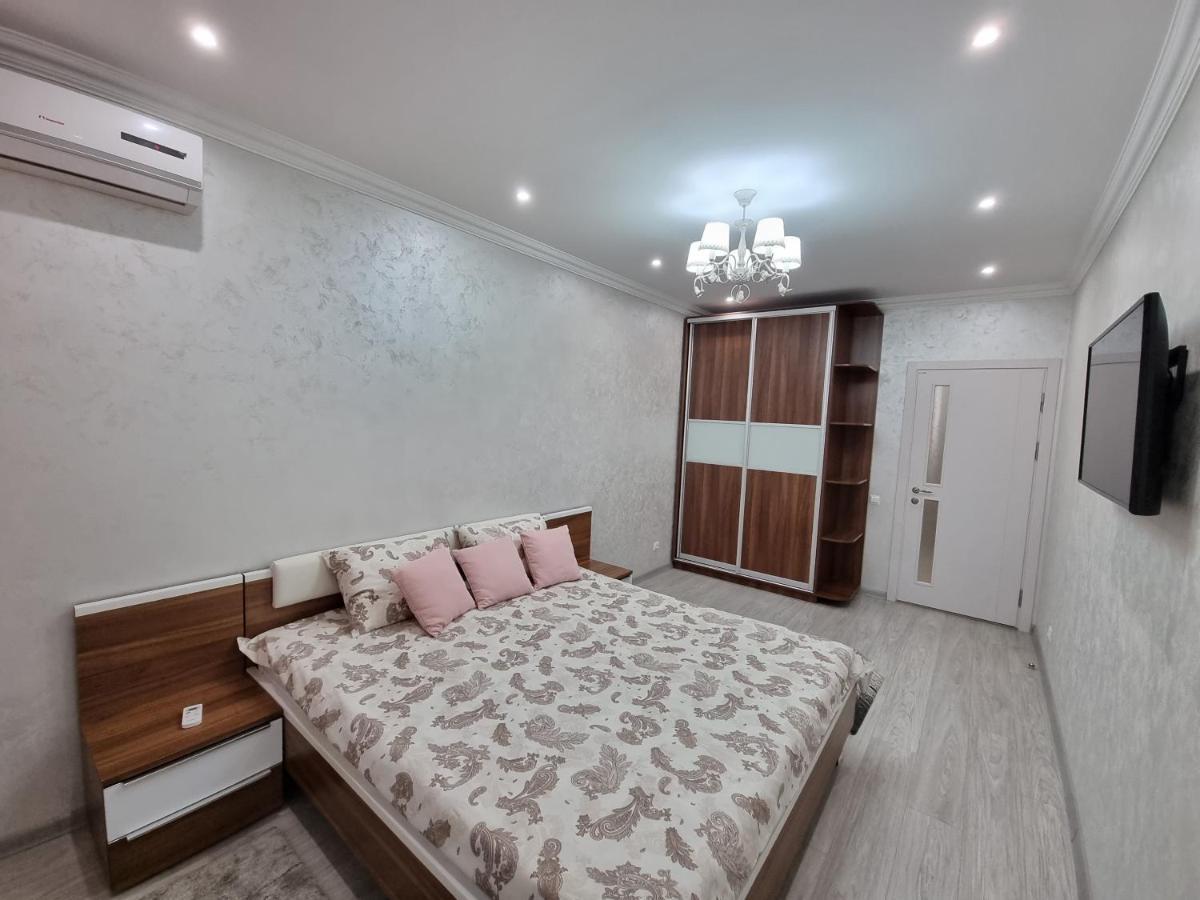 Luxury Best Grand New Apartaments Ultra Central Chisinau Bagian luar foto